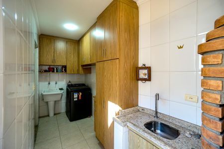 Casa para alugar com 140m², 3 quartos e 2 vagasÁrea de serviço