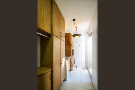 Casa para alugar com 140m², 3 quartos e 2 vagasÁrea de serviço