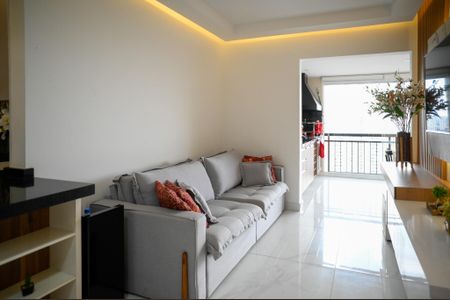 Apartamento à venda com 69m², 2 quartos e 1 vaga Apartamento à venda com 69m², 2 quartos e 1 vagaSala