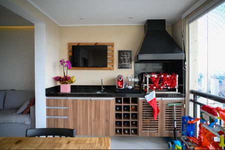 Varanda de apartamento à venda com 2 quartos, 69m² em Vila Vermelha, São Paulo