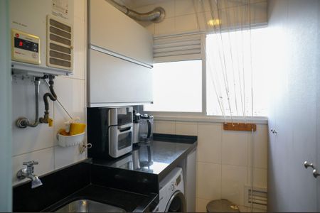 Apartamento à venda com 69m², 2 quartos e 1 vaga Apartamento à venda com 69m², 2 quartos e 1 vagaÁrea de Serviço