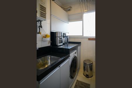 Apartamento à venda com 69m², 2 quartos e 1 vaga Apartamento à venda com 69m², 2 quartos e 1 vagaÁrea de Serviço