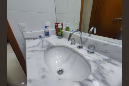 Apartamento à venda com 172m², 3 quartos e 3 vagas Apartamento à venda com 172m², 3 quartos e 3 vagasBanheiro da Suíte 3