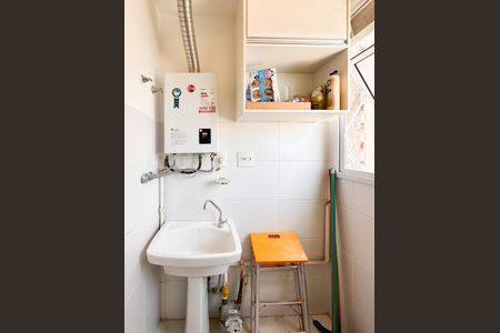 Apartamento para alugar com 64m², 2 quartos e 1 vagaÁrea de Serviço