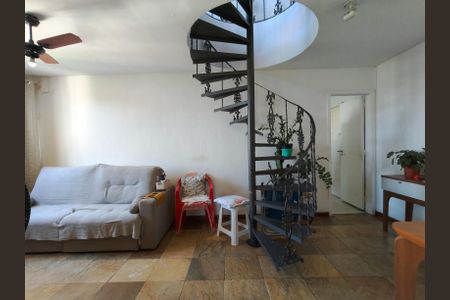 Apartamento para alugar com 143m², 3 quartos e 1 vagaSala