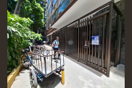 Apartamento à venda com 42m², 1 quarto e sem vagaPlaca 