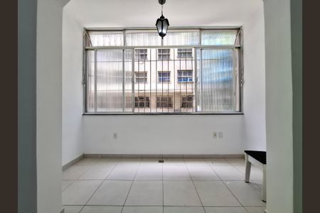 Apartamento à venda com 42m², 1 quarto e sem vagaVaranda 