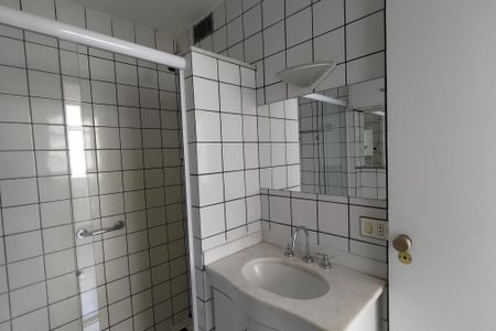 Apartamento para alugar com 100m², 4 quartos e 1 vagaBanheiro da Suíte