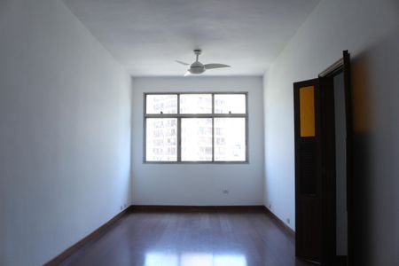 Sala de apartamento para alugar com 4 quartos, 100m² em Leblon, Rio de Janeiro
