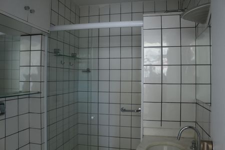 Apartamento para alugar com 100m², 4 quartos e 1 vagaBanheiro da Suíte