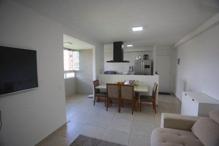 Apartamento à venda com 75m², 3 quartos e 2 vagasSala