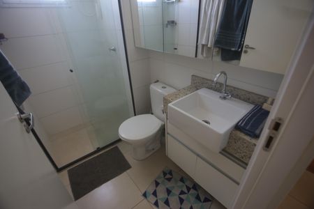 Apartamento à venda com 75m², 3 quartos e 2 vagasBanheiro