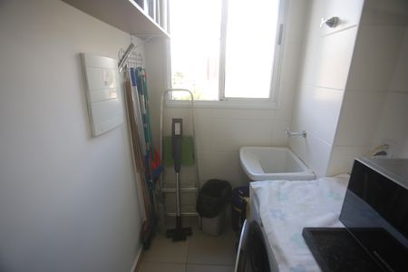 Apartamento à venda com 75m², 3 quartos e 2 vagasArea de serviço