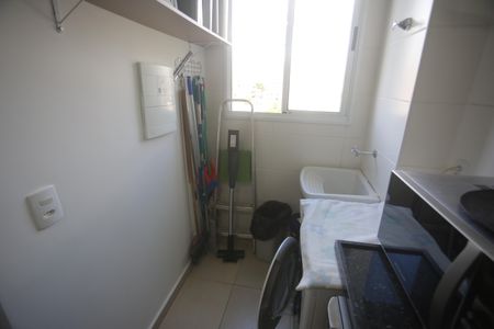 Apartamento à venda com 75m², 3 quartos e 2 vagasArea de serviço