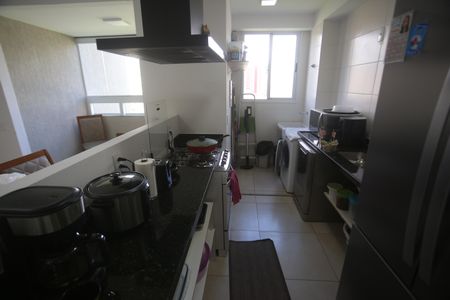 Apartamento à venda com 75m², 3 quartos e 2 vagasCozinha
