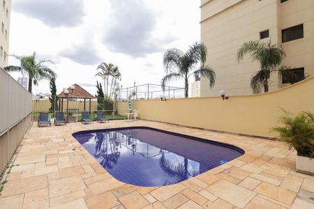 Apartamento à venda com 53m², 2 quartos e sem vaga Apartamento à venda com 53m², 2 quartos e sem vagaPiscina