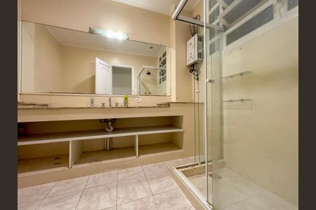 Apartamento para alugar com 216m², 3 quartos e 1 vagaBanheiro social