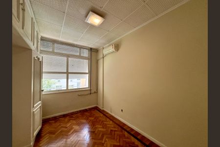 Apartamento para alugar com 216m², 3 quartos e 1 vagaSuíte