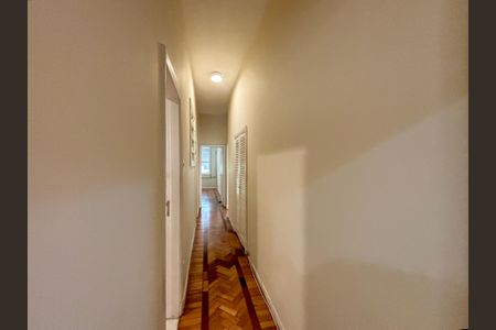 Apartamento para alugar com 216m², 3 quartos e 1 vagaCorredor