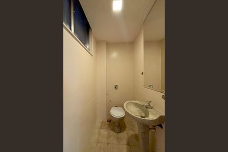 Apartamento para alugar com 216m², 3 quartos e 1 vagaLavabo