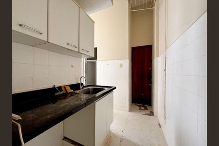 Apartamento para alugar com 216m², 3 quartos e 1 vagaÁrea de serviço