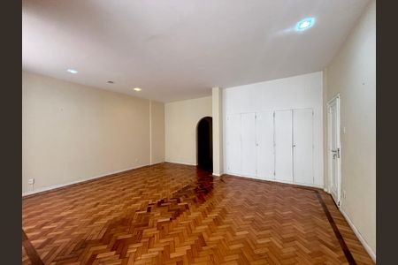 Sala de apartamento para alugar com 3 quartos, 216m² em Copacabana, Rio de Janeiro
