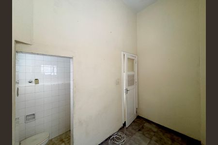 Apartamento para alugar com 216m², 3 quartos e 1 vagaÁrea de serviço - suíte