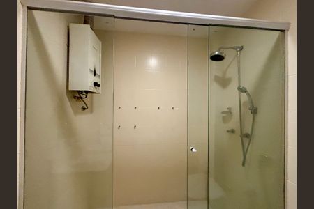 Apartamento para alugar com 216m², 3 quartos e 1 vagaSuíte - banheiro