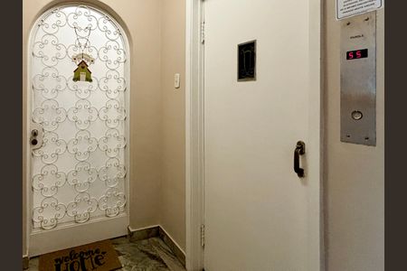 Apartamento para alugar com 216m², 3 quartos e 1 vagaHall de entrada