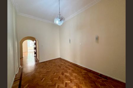 Apartamento para alugar com 216m², 3 quartos e 1 vagaSala de jantar