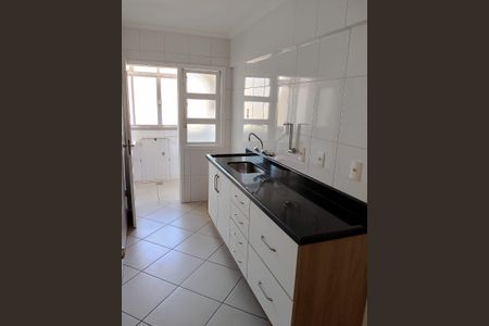 Cozinha  de apartamento para alugar com 1 quarto, 60m² em Petrópolis, Porto Alegre