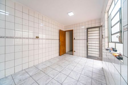 Casa à venda com 138m², 3 quartos e 2 vagas Casa à venda com 138m², 3 quartos e 2 vagasCozinha