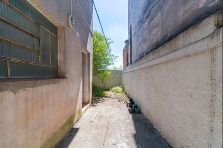 Casa à venda com 138m², 3 quartos e 2 vagas Casa à venda com 138m², 3 quartos e 2 vagasQuintal e jardim