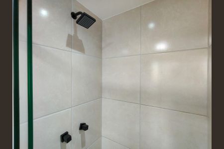 Apartamento à venda com 47m², 2 quartos e 1 vagaBanheiro Corredor