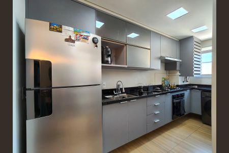 Apartamento à venda com 47m², 2 quartos e 1 vagaCozinha e Área de Serviço