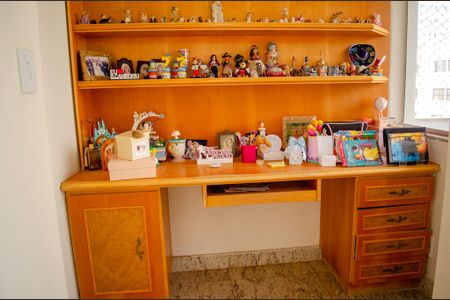 Apartamento para alugar com 3 quartos, 200m² em Setor Bueno, Goiânia