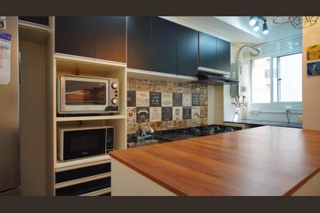 Apartamento à venda com 68m², 3 quartos e 2 vagasCozinha americana 