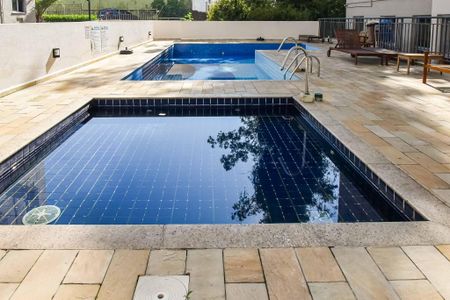 Apartamento à venda com 47m², 2 quartos e 1 vagaÁrea comum - Piscina