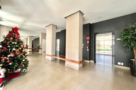 Apartamento para alugar com 70m², 2 quartos e 2 vagasHall social