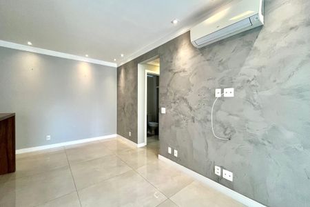 Apartamento para alugar com 70m², 2 quartos e 2 vagasSala