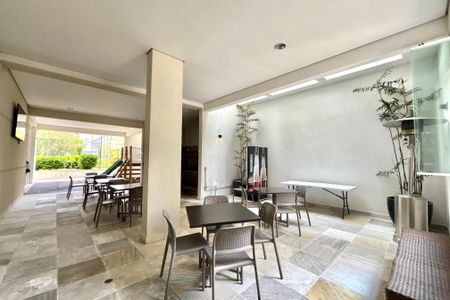 Apartamento para alugar com 70m², 2 quartos e 2 vagasÁrea comum - Churrasqueira