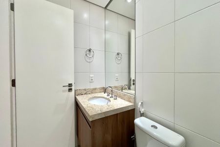 Apartamento para alugar com 70m², 2 quartos e 2 vagasBanheiro da Suíte