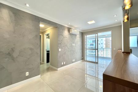 Apartamento para alugar com 70m², 2 quartos e 2 vagasSala