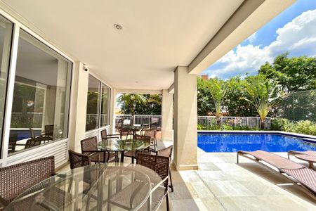 Apartamento para alugar com 70m², 2 quartos e 2 vagasÁrea comum - Piscina