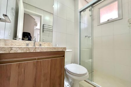 Apartamento para alugar com 70m², 2 quartos e 2 vagasBanheiro da Suíte