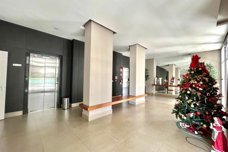 Apartamento para alugar com 70m², 2 quartos e 2 vagasHall social