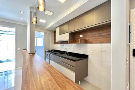 Apartamento para alugar com 70m², 2 quartos e 2 vagasCozinha
