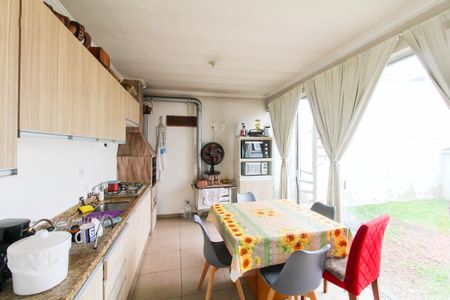 Casa à venda com 195m², 4 quartos e 2 vagasÁrea gourmet