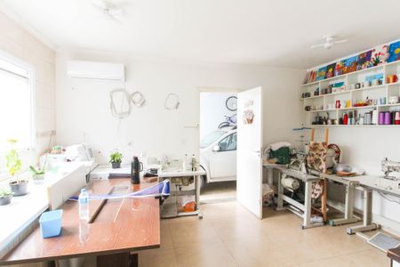 Casa à venda com 195m², 4 quartos e 2 vagasCozinha