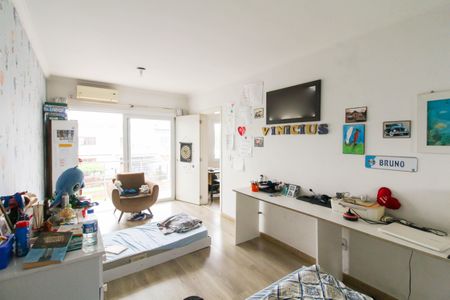 Casa à venda com 195m², 4 quartos e 2 vagasSuíte 1